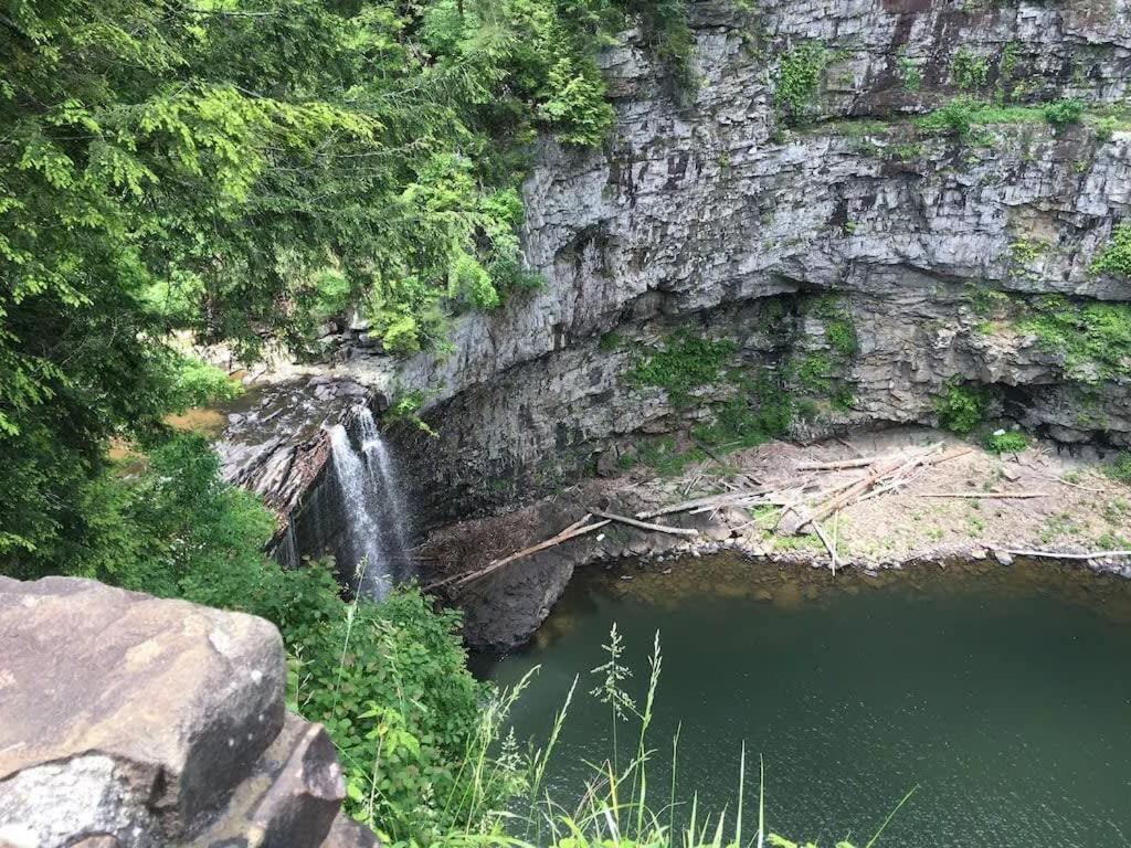 Tn State Parks Open! Hikes, Waterfalls, Firepits! Spencer Exteriör bild